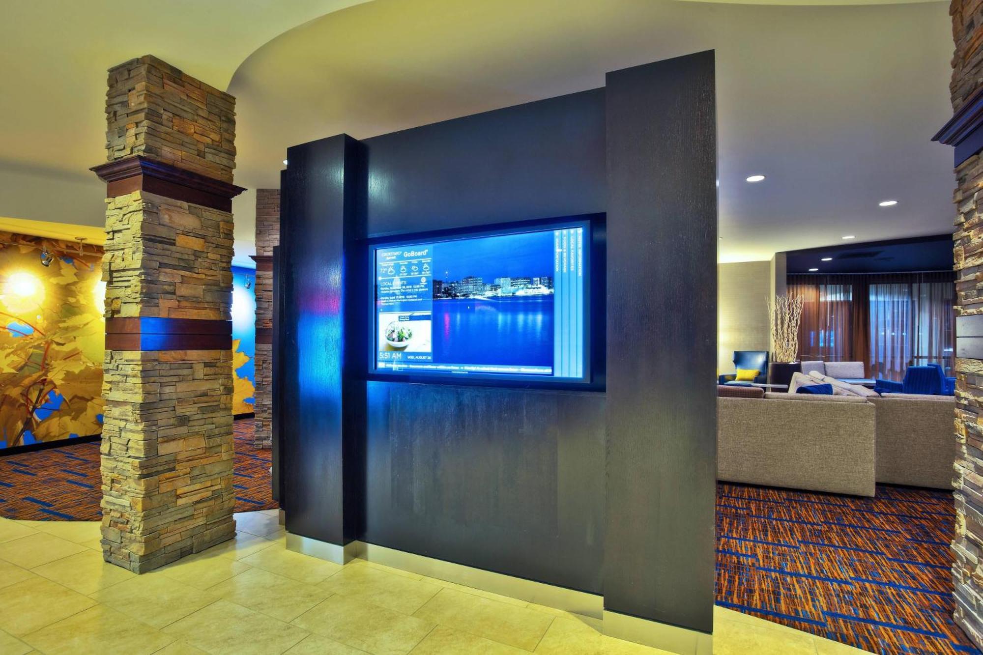 Отель Courtyard By Marriott Madison West / Мидлтон Экстерьер фото